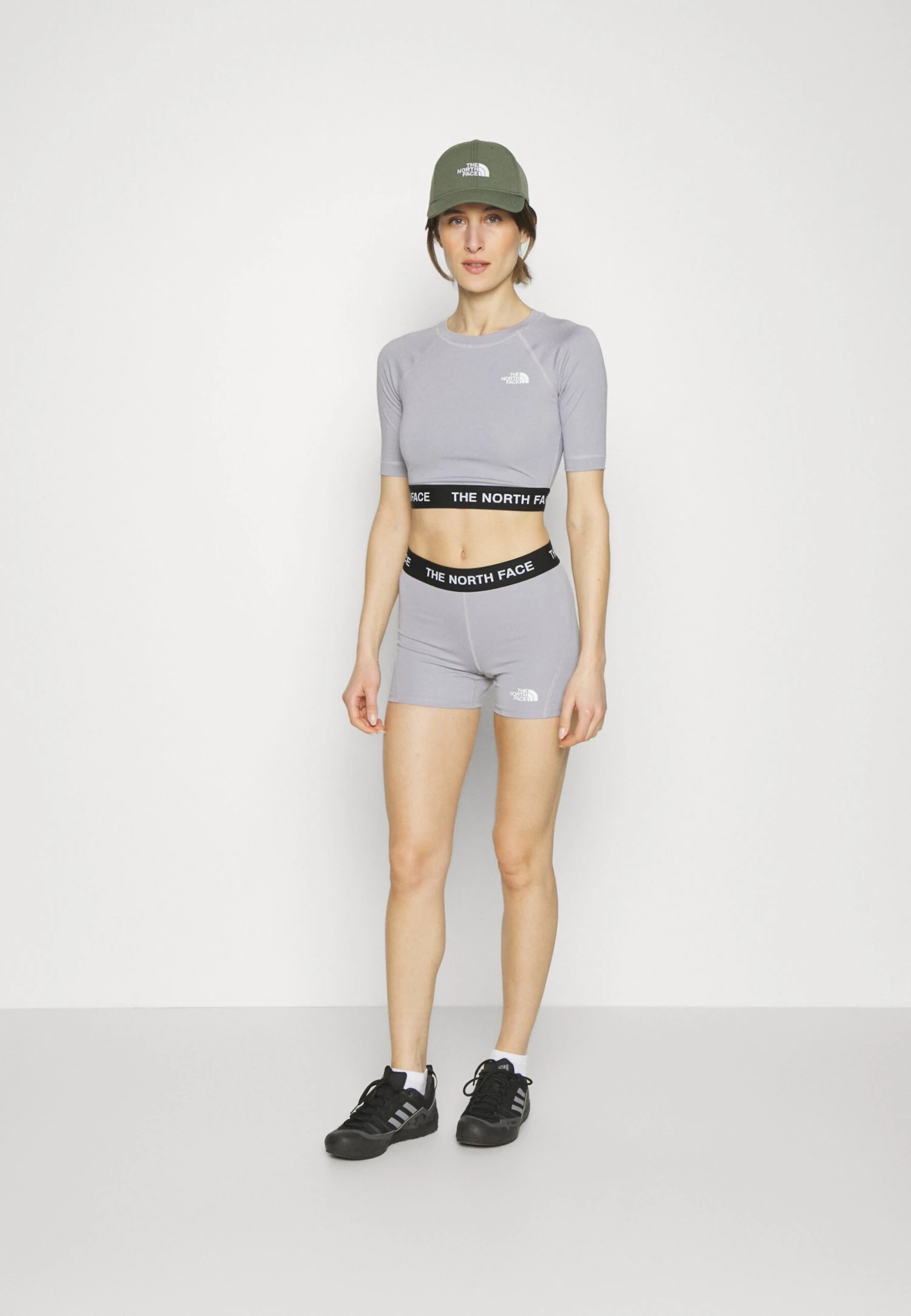The North Face Crop Long Sleeve Tee - Sports T-Shirt - Light Grey Heather 4 The North Face Crop Long Sleeve Tee - Sports T-Shirt - Light Grey Heather - Image 2