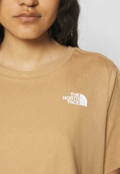 The North Face Plus Simple Dome Tee - Print T-Shirt - Almond Butter -The North Face 113b19e748cc4526bf3ae0a961a2397c