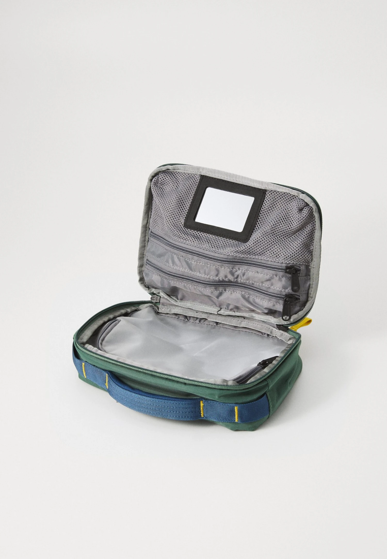 The North Face BASE CAMP VOYAGER DOPP KIT UNISEX - Wash Bag - Duck Green/shady Blue 5 The North Face BASE CAMP VOYAGER DOPP KIT UNISEX - Wash Bag - Duck Green/shady Blue - Image 3