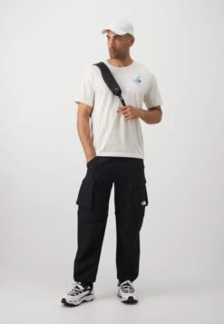 The North Face POWDER DAYS RELAXED TEE GRAPHIC UNISEX - Print T-shirt - White Dune