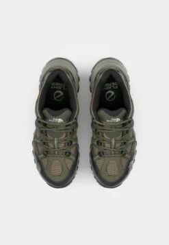 The North Face HEDGEHOG 06 RVST UNISEX - Trainers - New Taupe Green/bark Mist 15 The North Face HEDGEHOG 06 RVST UNISEX - Trainers - New Taupe Green/bark Mist -The North Face 24a9c20ef8454ec1913c286fb9cd0cca