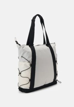 The North Face BOREALIS TOTE UNISEX - Tote Bag - Gardenia White-tnf Black-npf 15 The North Face BOREALIS TOTE UNISEX - Tote Bag - Gardenia White-tnf Black-npf -The North Face 2abad6c130d44f4aa1fb3f1fceb753df