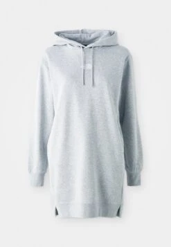 The North Face ESSENTIAL RELAXED HOODIE DRESS - Day Dress - Black 15 The North Face ESSENTIAL RELAXED HOODIE DRESS - Day Dress - Black -The North Face 3dd6d8bc1b694e82b200f95e0a7a5bb1 1