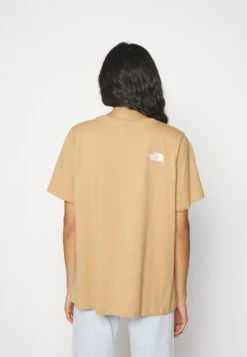 The North Face Plus Simple Dome Tee - Print T-Shirt - Almond Butter -The North Face 4288c0325fad4ae6a789993d7b0a2d62