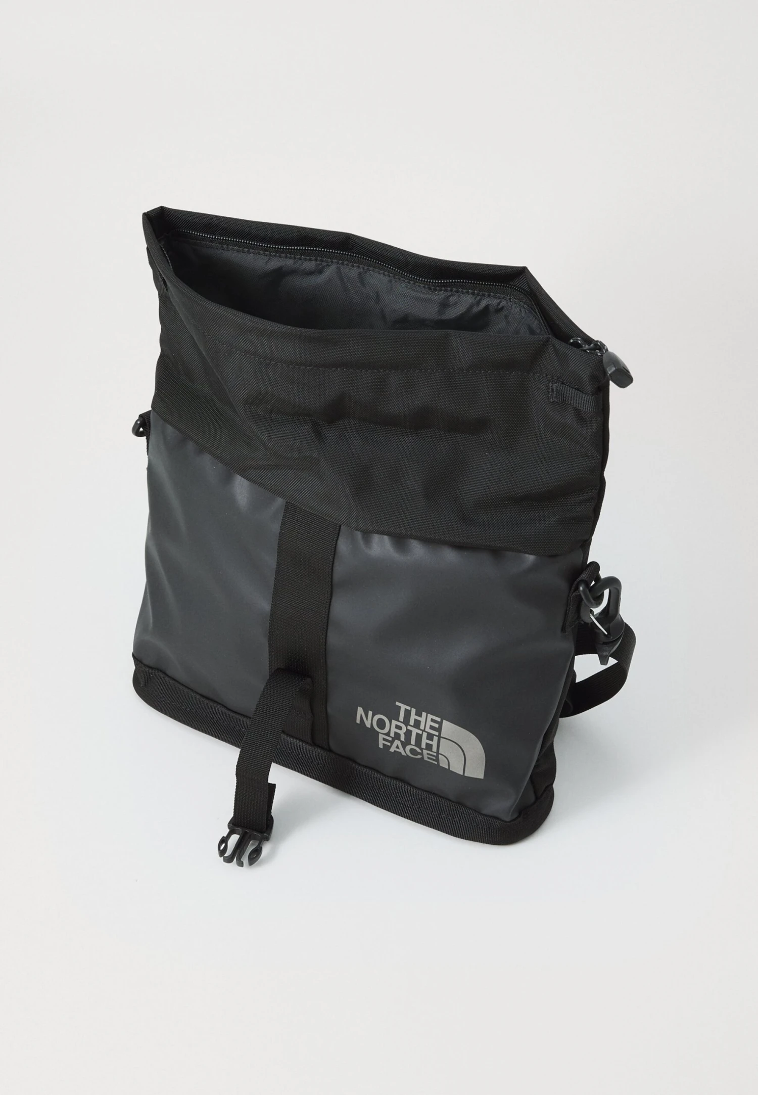 The North Face BASE CAMP SHOULDER BAG UNISEX - Cross Body Bag - Black/asphalt Grey/smoked Pearl 7 The North Face BASE CAMP SHOULDER BAG UNISEX - Cross Body Bag - Black/asphalt Grey/smoked Pearl - Image 5