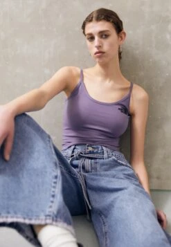 The North Face Crop Tank - Top - Lila