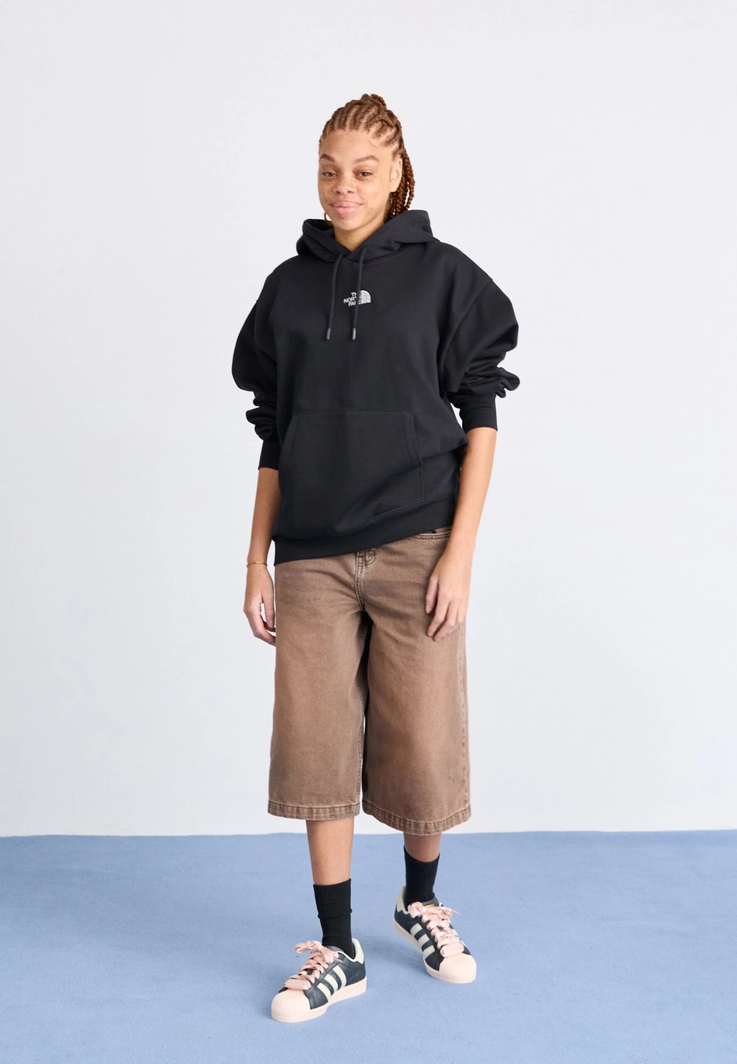 The North Face ESSENTIAL OVERSIZED HOODIE - Sweatshirt - Black 4 The North Face ESSENTIAL OVERSIZED HOODIE - Sweatshirt - Black - Image 2