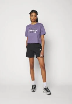 The North Face Coordinates Tee - Print T-Shirt - Lunar Slate/Black 13 The North Face Coordinates Tee - Print T-Shirt - Lunar Slate/Black -The North Face 54910e5cf91b466980c94d361e680025