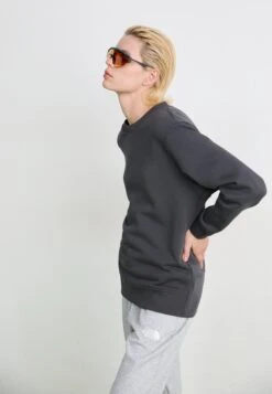 The North Face ESSENTIAL JOGGER - Tracksuit Bottoms - Light Grey Heather 12 The North Face ESSENTIAL JOGGER - Tracksuit Bottoms - Light Grey Heather -The North Face 57d15d53616740f38bb59f92a4989823