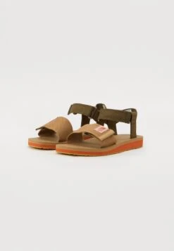 The North Face SKEENA - Sandals - Sahara/iron Bronze -The North Face 5dc4dffd927b474c9d943fc7ead55732