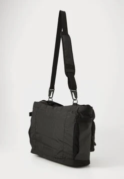 The North Face BASE CAMP VOYAGER TOTE UNISEX - Tote Bag - Black/asphalt Grey 12 The North Face BASE CAMP VOYAGER TOTE UNISEX - Tote Bag - Black/asphalt Grey -The North Face 5ec5a1c69cb2447b88ec8691e1691e29