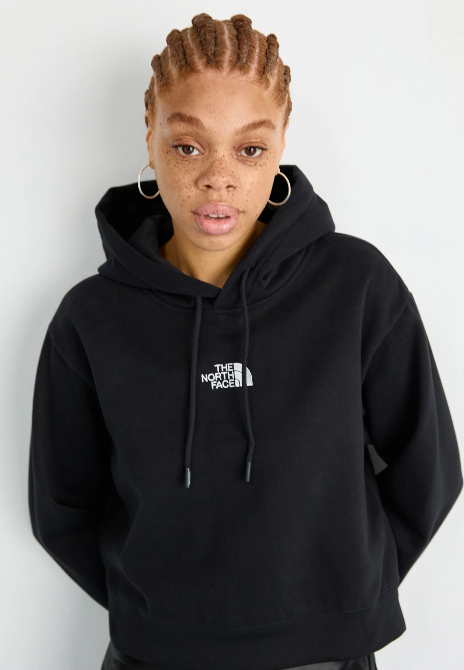 The North Face ESSENTIAL CROP HOODIE - Sweatshirt - Black 6 The North Face ESSENTIAL CROP HOODIE - Sweatshirt - Black - Image 4