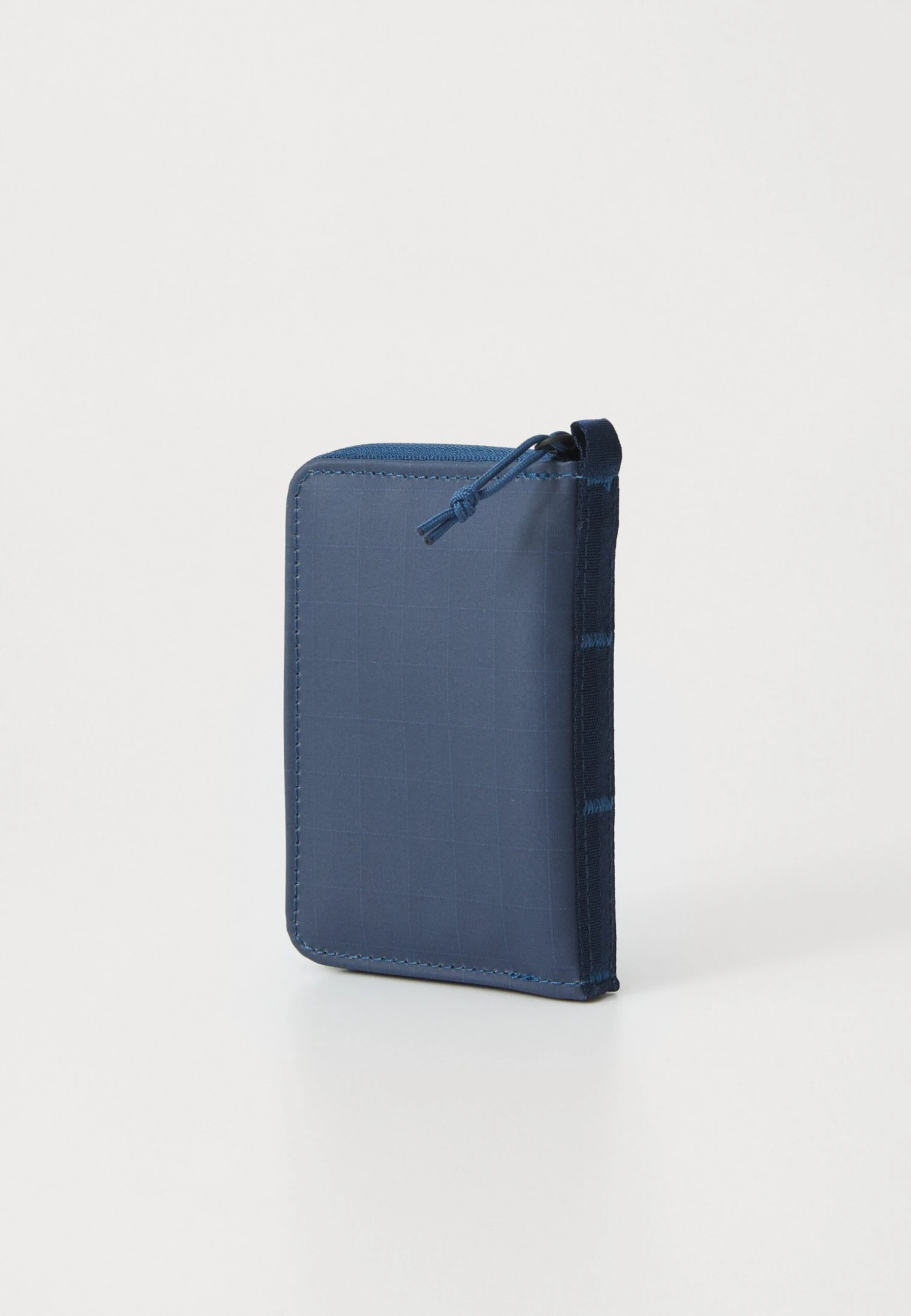 The North Face BASE CAMP VOYAGER WALLET - Wallet - Shady Blue/summit Navy 4 The North Face BASE CAMP VOYAGER WALLET - Wallet - Shady Blue/summit Navy - Image 2