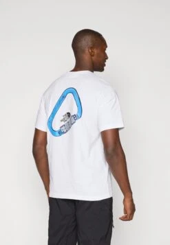 The North Face EXPLORE CARABINER RELAXED TEE UNISEX - Print T-shirt - White