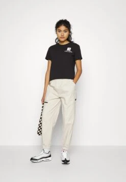 The North Face Coordinates Tee - Print T-Shirt - Black -The North Face 794c5317f29244e98a995d8f9c484620