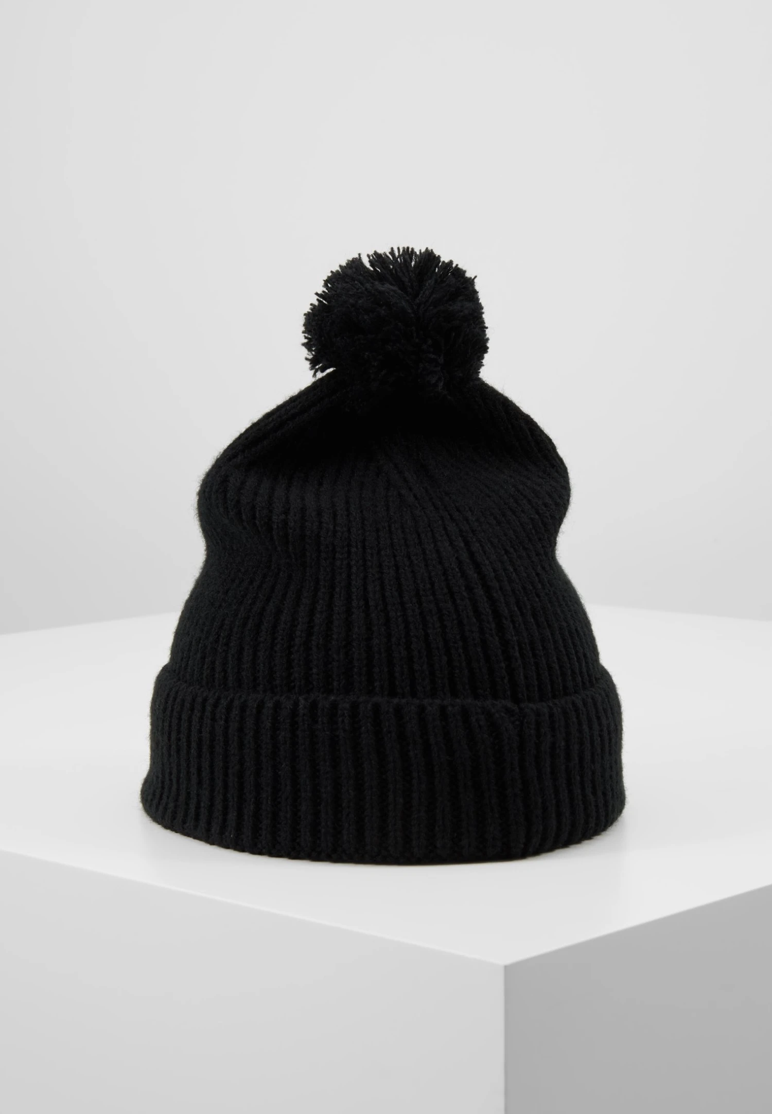 The North Face Logo Box Pom Beanie Unisex - Beanie - Black 5 The North Face Logo Box Pom Beanie Unisex - Beanie - Black - Image 3