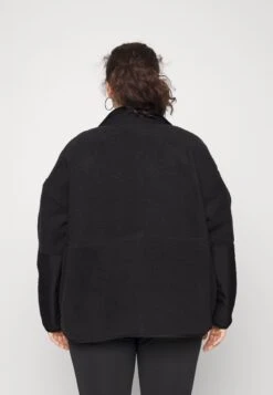 The North Face Plus Cragmont Jacket - Fleece Jacket - Black -The North Face 7e3246abd24e4bd7bf35d17191f73f09