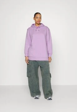 The North Face Oversized Essential Hoodie- Hoodie - Lupine 9 The North Face Oversized Essential Hoodie- Hoodie - Lupine -The North Face 854dd7b9feb24511b31e03cb511ba692