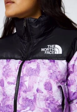 The North Face Nuptse Short Jacket - Down Jacket - Purple Cactus 15 The North Face Nuptse Short Jacket - Down Jacket - Purple Cactus -The North Face 893bb1a11884450a8047715c1ff4674a
