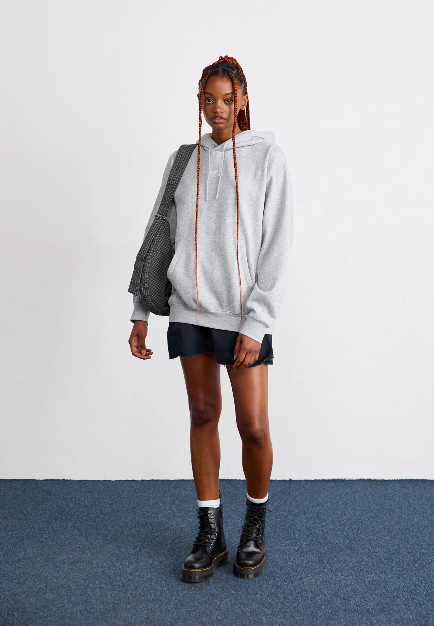 The North Face ESSENTIAL OVERSIZED HOODIE - Sweatshirt - Light Grey Heather 4 The North Face ESSENTIAL OVERSIZED HOODIE - Sweatshirt - Light Grey Heather - Image 2