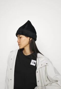 The North Face Relaxed Fine Tee - Print T-Shirt - Black -The North Face 95166fec6f554d8a99aa934bab57b719