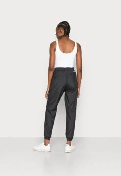 The North Face Hydrenaline Pant - Tracksuit Bottoms 9 The North Face Hydrenaline Pant - Tracksuit Bottoms -The North Face 975c2f0e4a4142bc8de28abb6c660889