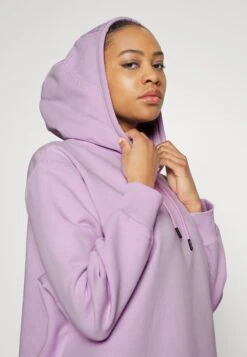 The North Face Oversized Essential Hoodie- Hoodie - Lupine 11 The North Face Oversized Essential Hoodie- Hoodie - Lupine -The North Face 9dbe9382b31a43a5a28d53dcacfe52b5