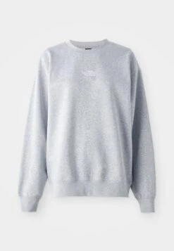 The North Face ESSENTIAL OVERSIZE CREW - Sweatshirt - Light Grey Heather 16 The North Face ESSENTIAL OVERSIZE CREW - Sweatshirt - Light Grey Heather -The North Face 9ee0045f33db4949bb5345918ea3b635