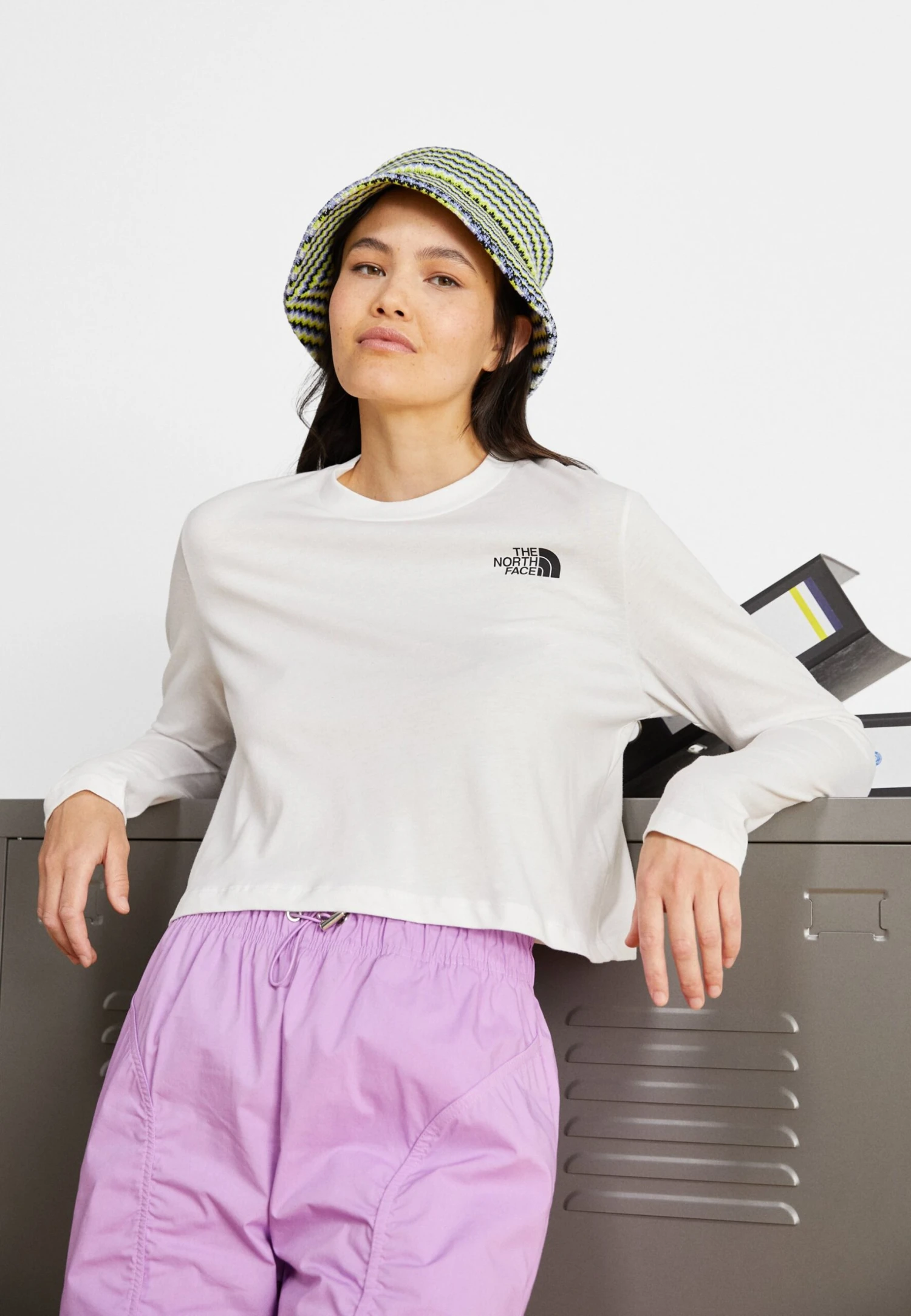 The North Face Crop Tee - Long Sleeved Top - White 3 The North Face Crop Tee - Long Sleeved Top - White