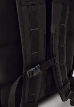 The North Face BASE CAMP VOYAGER DAYPACK UNISEX - Rucksack - Black/asphalt Grey -The North Face a207ce6dd86c4b39b6ec229eef897a6b