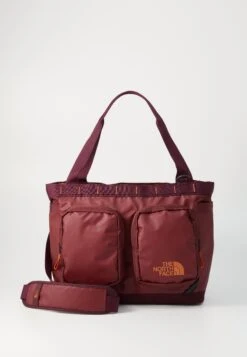 The North Face BASE CAMP VOYAGER TOTE UNISEX - Tote Bag - Shady Blue/summit Navy 16 The North Face BASE CAMP VOYAGER TOTE UNISEX - Tote Bag - Shady Blue/summit Navy -The North Face a50a9ba63618470eaba0105c580c8f07 1