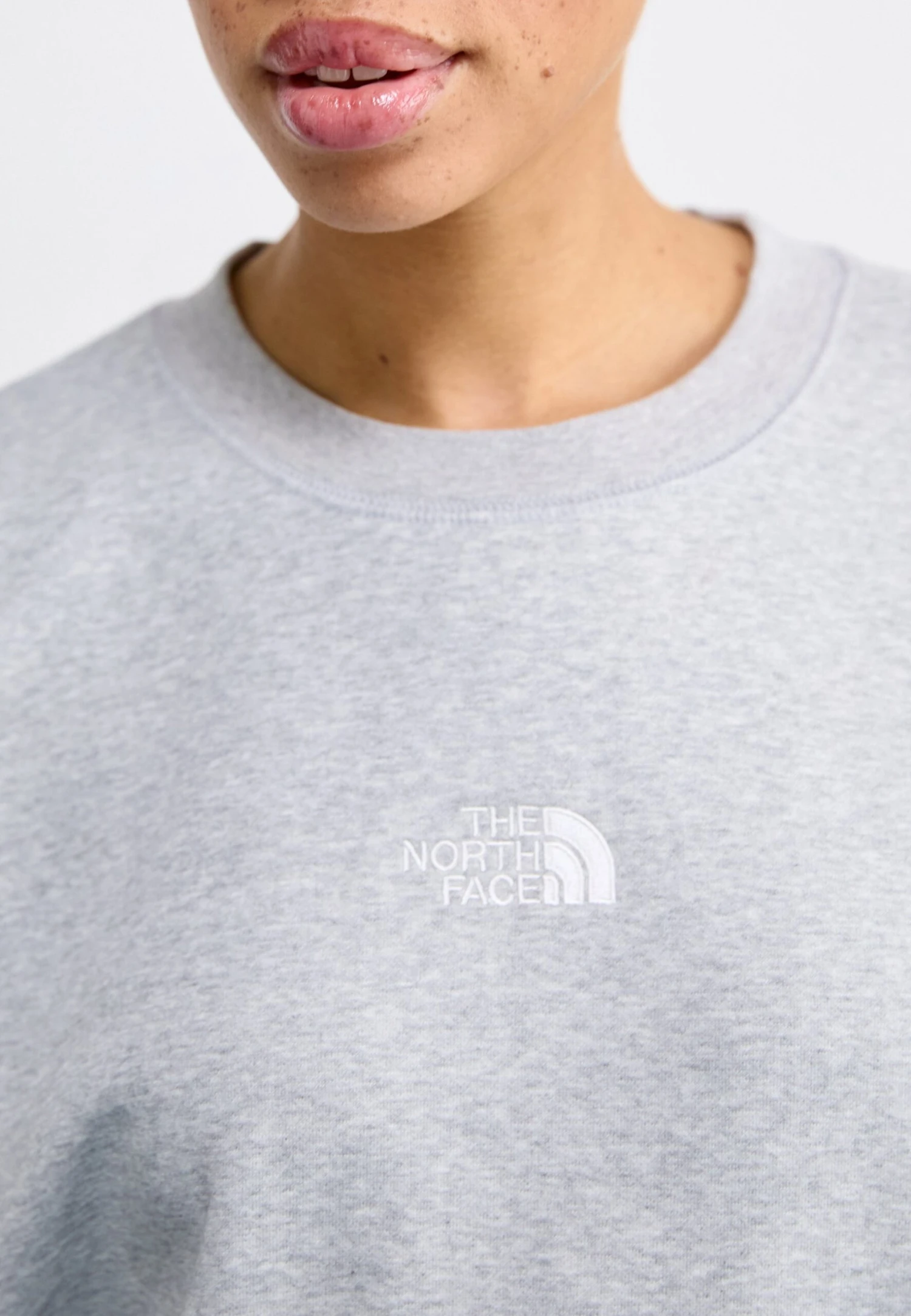 The North Face ESSENTIAL OVERSIZE CREW - Sweatshirt - Light Grey Heather 8 The North Face ESSENTIAL OVERSIZE CREW - Sweatshirt - Light Grey Heather - Image 6