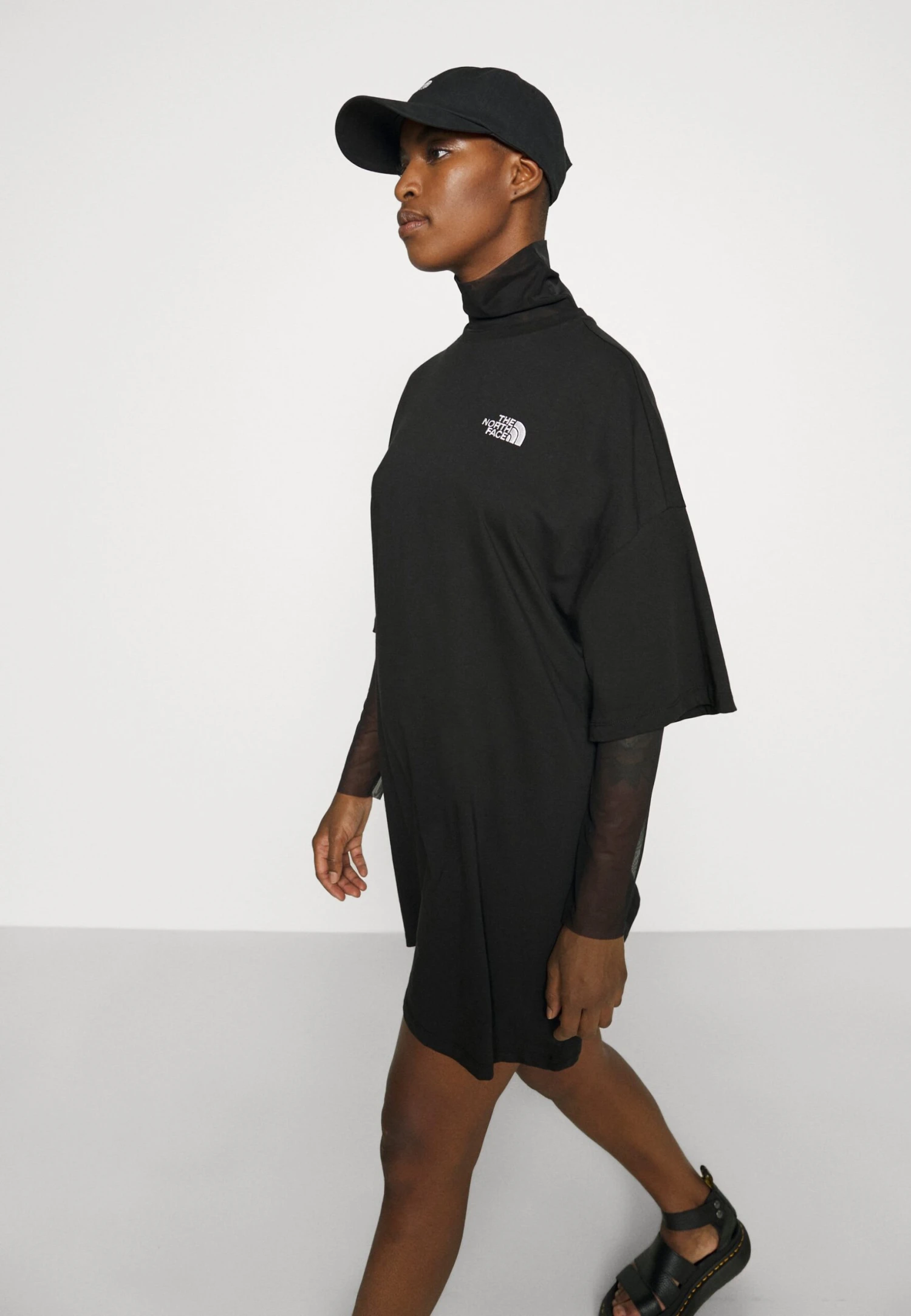 The North Face Tee Dress - Jersey Dress - Black 8 The North Face Tee Dress - Jersey Dress - Black - Image 6