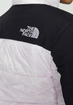 The North Face Insulated Jacket - Winter Jacket - Lavender Fog Mountain Splatter 15 The North Face Insulated Jacket - Winter Jacket - Lavender Fog Mountain Splatter -The North Face a94b39e9f35143ba9a5b9ebf2faf4350