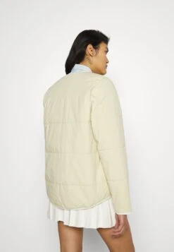 The North Face Stuffed Jacket - Bomber Jacket 13 The North Face Stuffed Jacket - Bomber Jacket -The North Face b1368e6c9ea74ce181862f1eae866a67