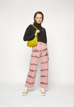 The North Face Crop - Fleece Jumper -Black -The North Face b145950481ce4a36a1ebbd69f1d6b975