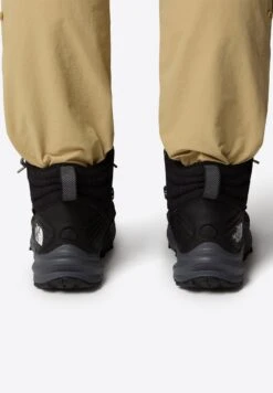 The North Face VECTIV FASTPACK INSULATED WP - Hiking Shoes - Tnf Black Vanadis Grey -The North Face b6f661ab8b1d4df480f66f5f0a5e3733