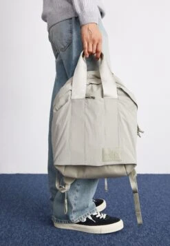 The North Face W NEVER STOP DAYPACK - Rucksack - Latte 19 The North Face W NEVER STOP DAYPACK - Rucksack - Latte -The North Face c958ac8644d545e1bd6f45165f741b68