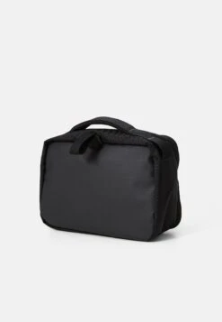 The North Face BASE CAMP VOYAGER DOPP KIT UNISEX - Wash Bag - Tnf Black-asphalt Grey -The North Face d164c7f1a6a1474d8b0833cfb50cce68