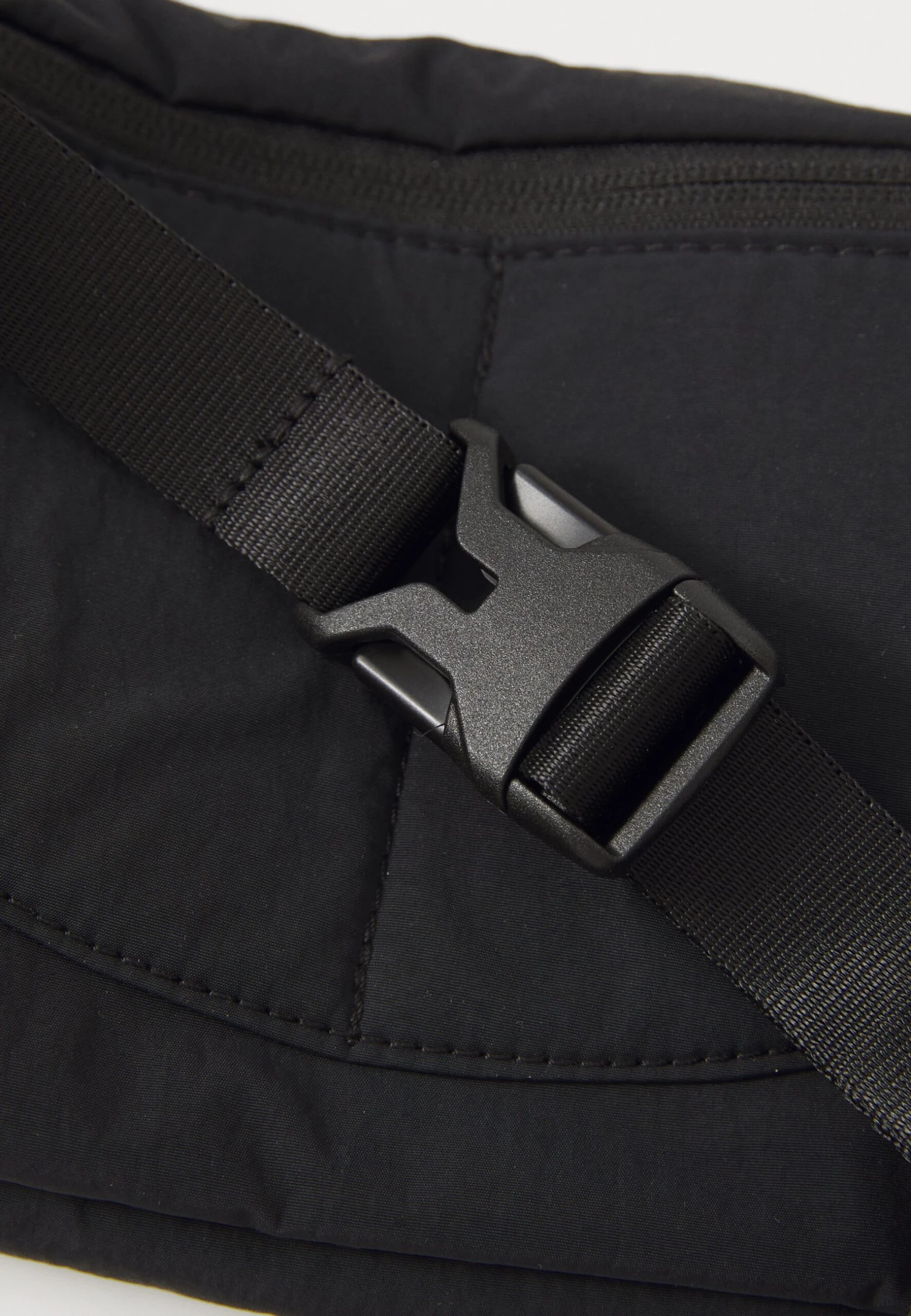 The North Face NEVER STOP LUMBAR UNISEX - Bum Bag - Tnf Black 6 The North Face NEVER STOP LUMBAR UNISEX - Bum Bag - Tnf Black - Image 4