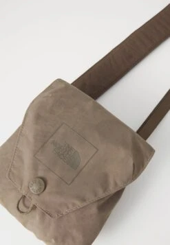 The North Face GLEN CANYON POCKET CROSSBODY UNISEX - Cross Body Bag - Mocha Brown-smokey Brown 12 The North Face GLEN CANYON POCKET CROSSBODY UNISEX - Cross Body Bag - Mocha Brown-smokey Brown -The North Face d2b10bf361764357bc0a95099df9d31c