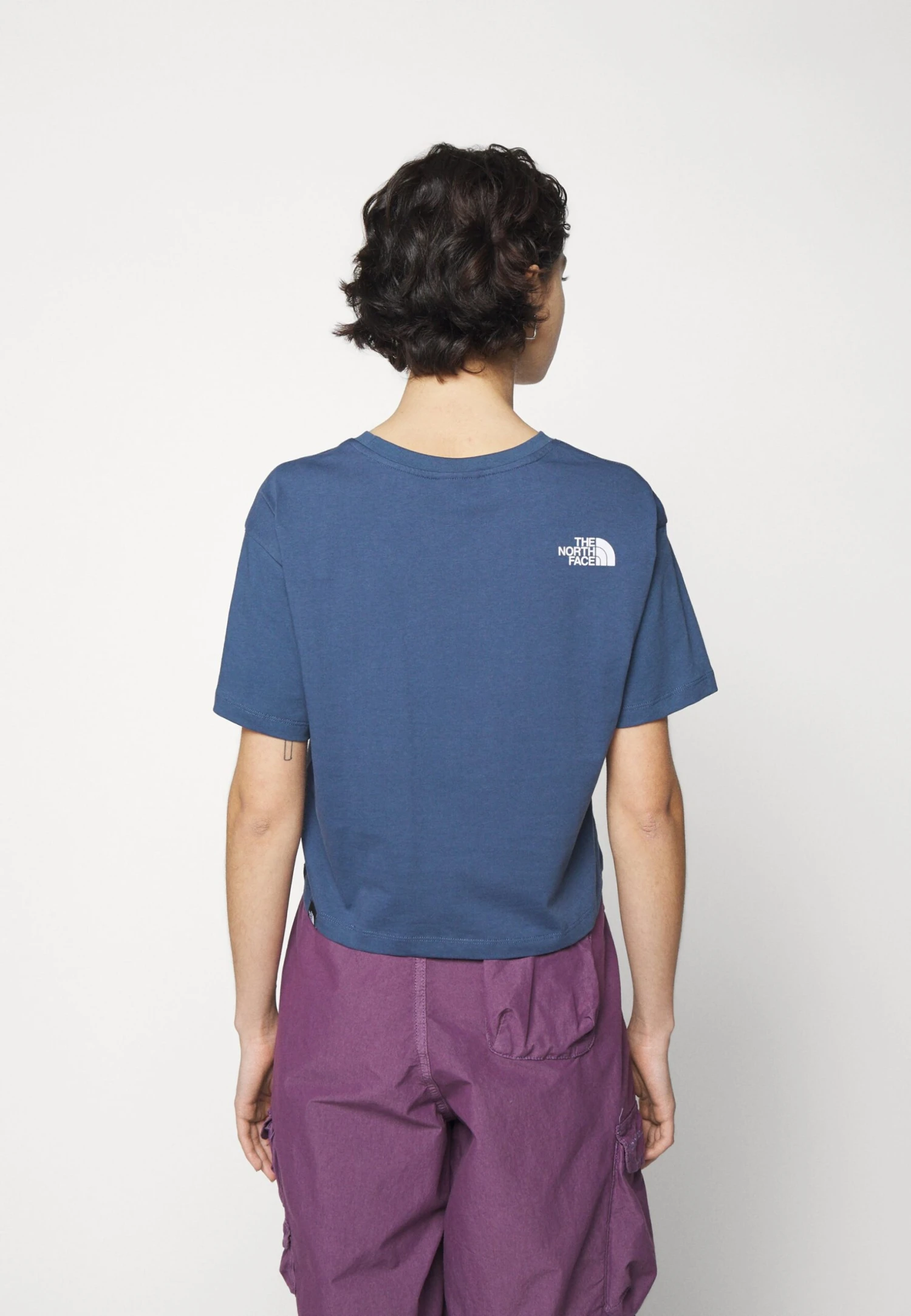 The North Face Cropped Fine Tee - Print T-Shirt - Shady Blue 6 The North Face Cropped Fine Tee - Print T-Shirt - Shady Blue - Image 4