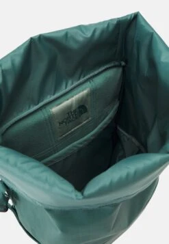 The North Face Base Camp Voyager Rolltop Unisex - Rucksack - Dark Sage/Misty Sage -The North Face e2cd4e9f3680418992177dae128d37e7