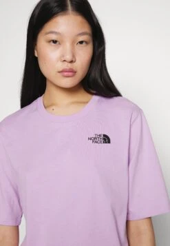 The North Face Relaxed Simple Dome - Basic T-Shirt - Lupine -The North Face e784d2a6509f44579fc8c7eb8e019a23