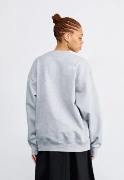The North Face ESSENTIAL OVERSIZE CREW - Sweatshirt - Light Grey Heather 14 The North Face ESSENTIAL OVERSIZE CREW - Sweatshirt - Light Grey Heather -The North Face ea17cde4c872429ab54f4fa80fc0f0c3