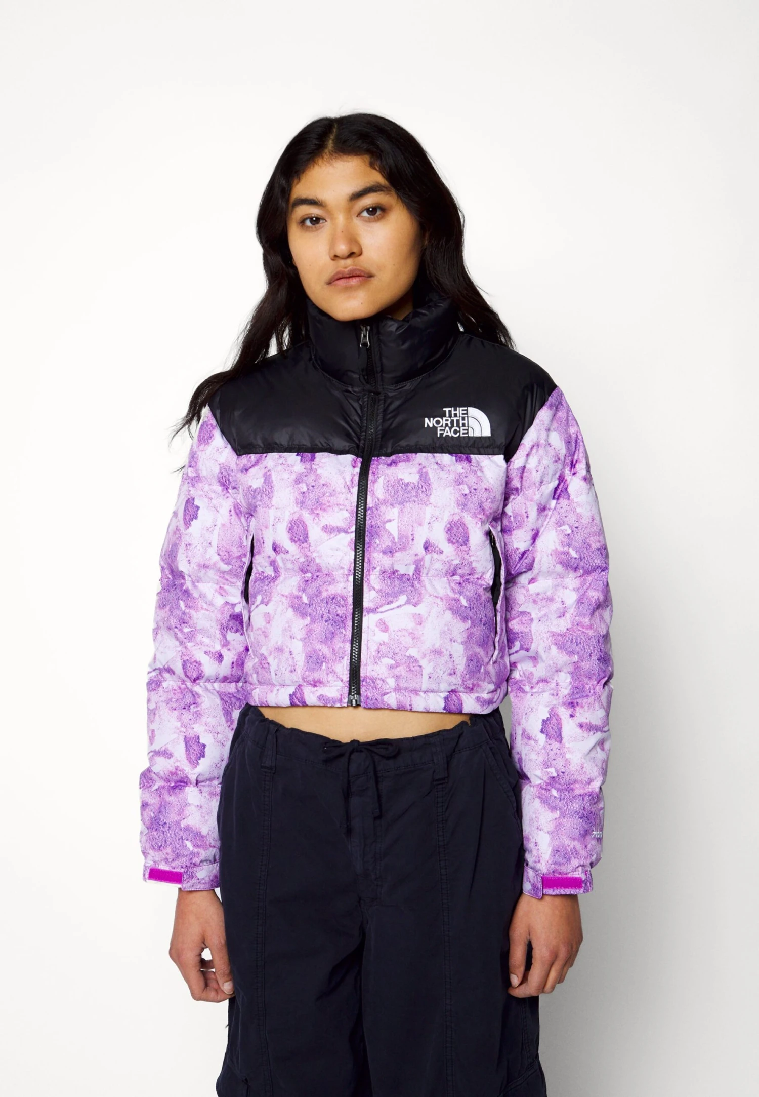 The North Face Nuptse Short Jacket - Down Jacket - Purple Cactus 5 The North Face Nuptse Short Jacket - Down Jacket - Purple Cactus - Image 3
