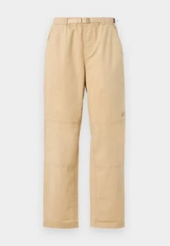 The North Face BETA UTILITY BELTED PANT - Trousers - Black 15 The North Face BETA UTILITY BELTED PANT - Trousers - Black -The North Face eefe51336da94c548c797a1d92271da8