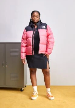 The North Face Retro Nuptse Jacket Plus Size - Down Jacket - Cosmo Pink -The North Face eff151b6964c42e0b082b91c27224e63