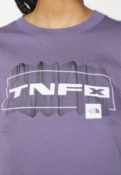 The North Face Coordinates Tee - Print T-Shirt - Lunar Slate/Black 15 The North Face Coordinates Tee - Print T-Shirt - Lunar Slate/Black -The North Face f02c45409ad24fcb8b2b4b7067d7c203