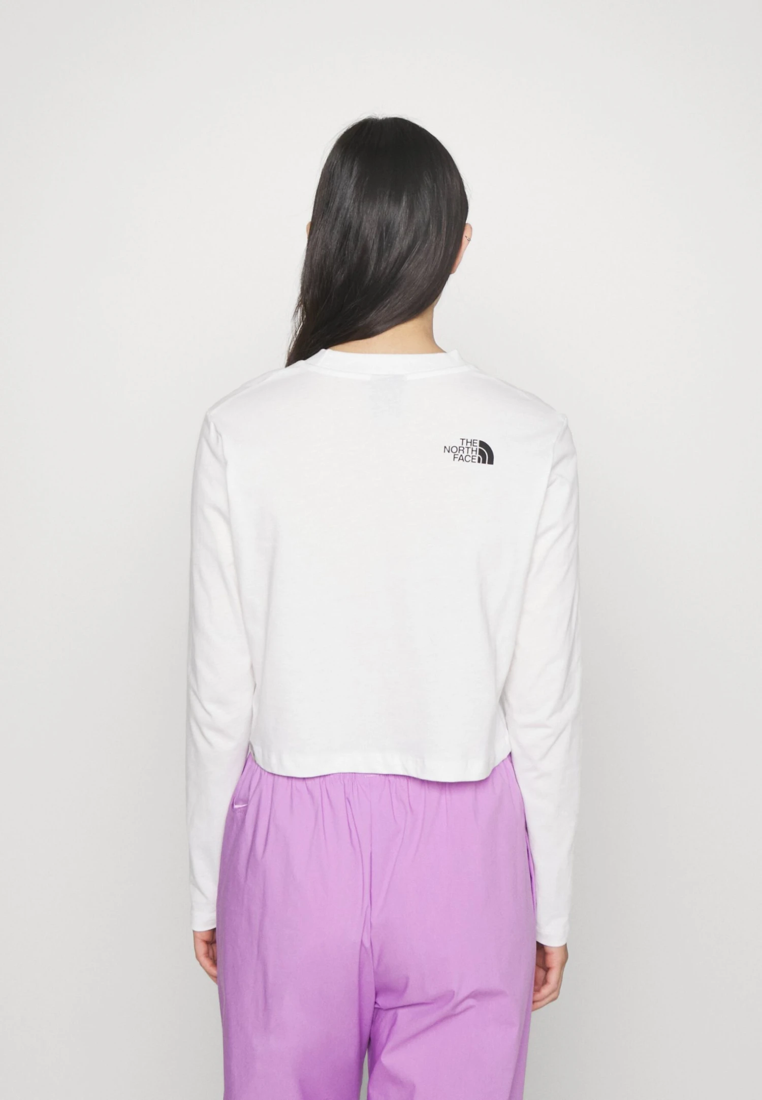 The North Face Crop Tee - Long Sleeved Top - White 6 The North Face Crop Tee - Long Sleeved Top - White - Image 4